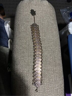 Vintage Gold Tone Coin Link Bracelet. Unique. Beautiful.
